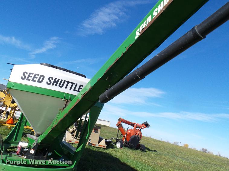 image for item DE5326 Norwood SS290 Seed Shuttle seed tender
