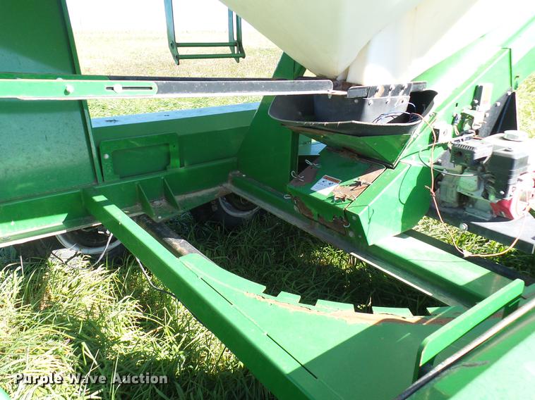 image for item DE5326 Norwood SS290 Seed Shuttle seed tender