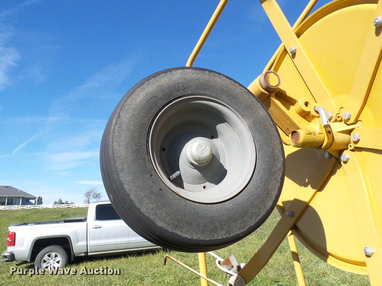 image for item DE5327 Vermeer TE250 hay tedder