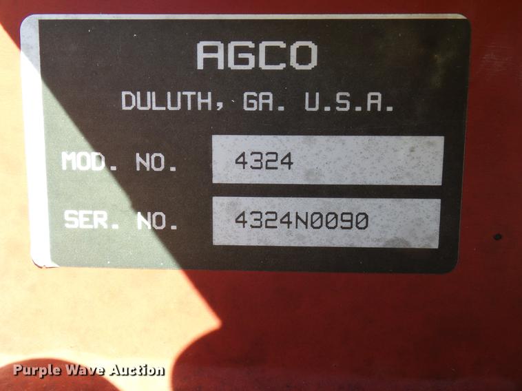 image for item DE5328 AGCO 4324 hay rake