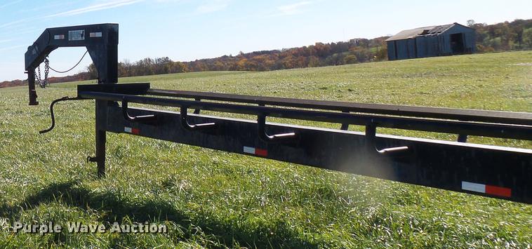 image for item DE5329 Woodworth HayBoss hay trailer