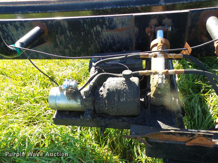 image for item DE5329 Woodworth HayBoss hay trailer