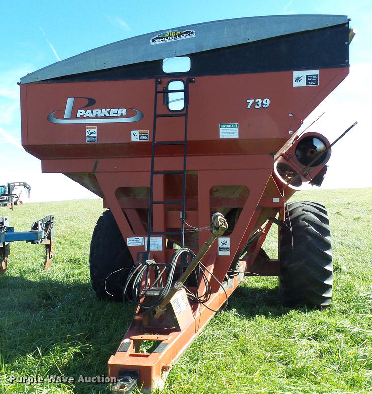 image for item DE5332 Parker 739 grain cart