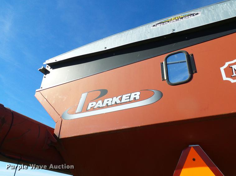 image for item DE5332 Parker 739 grain cart