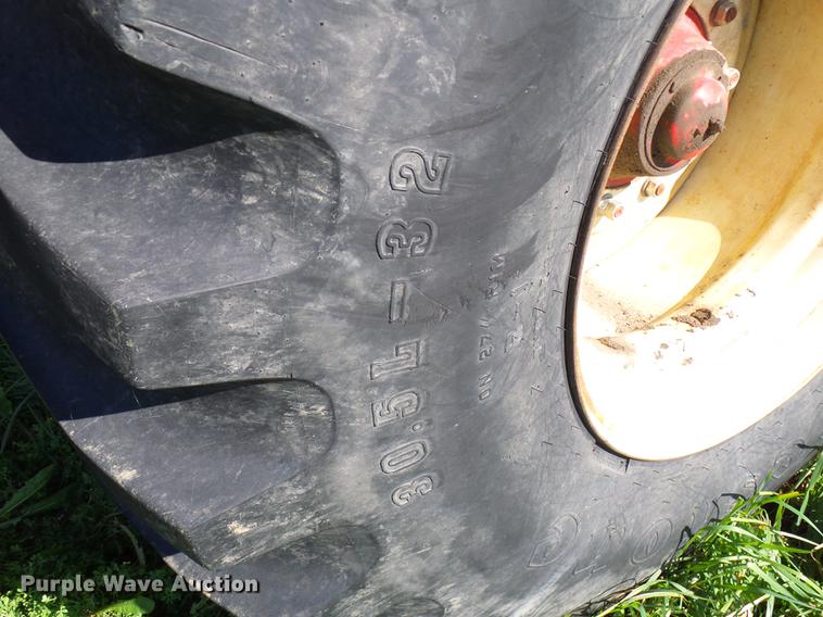 image for item DE5332 Parker 739 grain cart