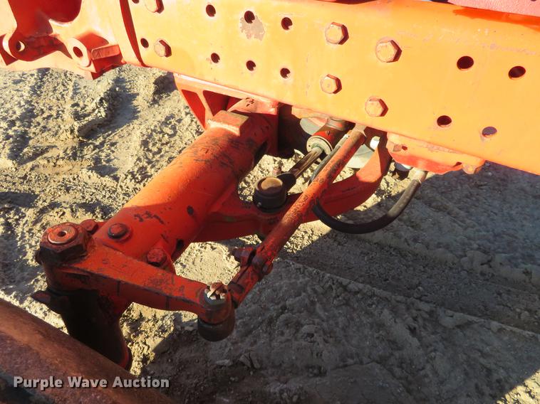 image for item DE6528 1979 International 1086 tractor