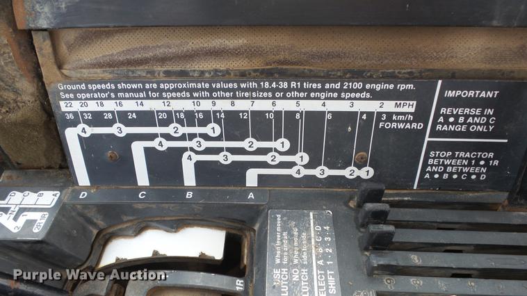 image for item DE7327 1982 John Deere 8650 4WD tractor