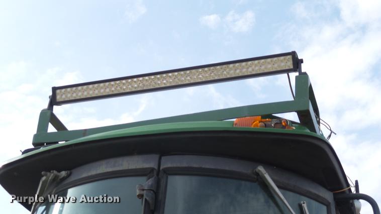 image for item DE7327 1982 John Deere 8650 4WD tractor