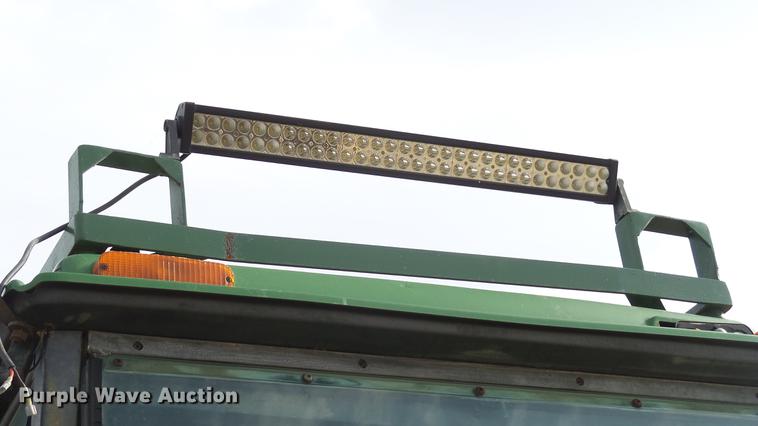 image for item DE7327 1982 John Deere 8650 4WD tractor