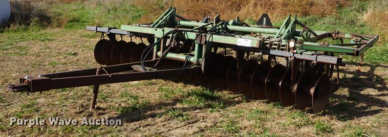 image for item DF1516 John Deere 1710 chisel