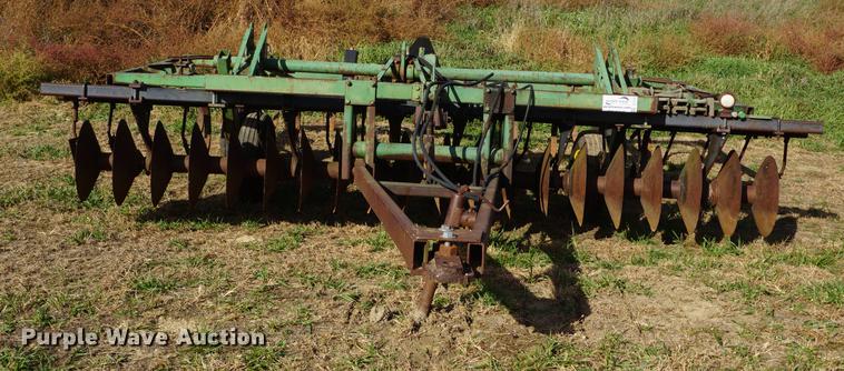 image for item DF1516 John Deere 1710 chisel