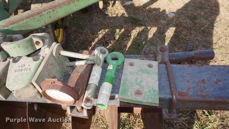 image for item DF1516 John Deere 1710 chisel