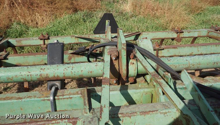 image for item DF1516 John Deere 1710 chisel