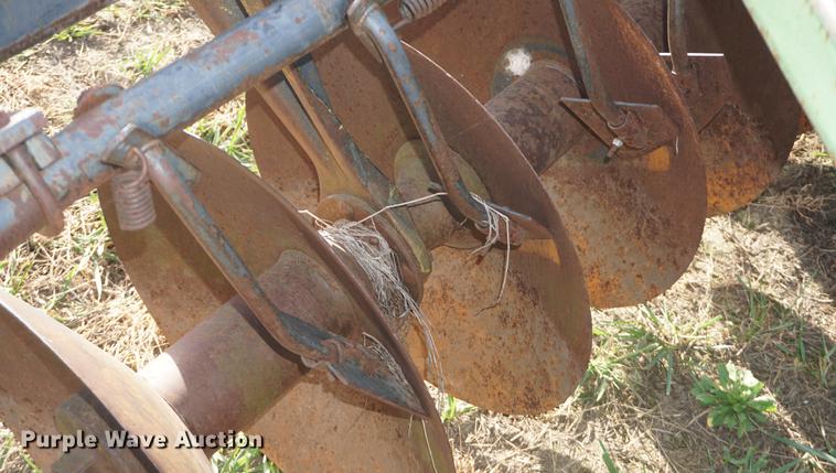 image for item DF1516 John Deere 1710 chisel