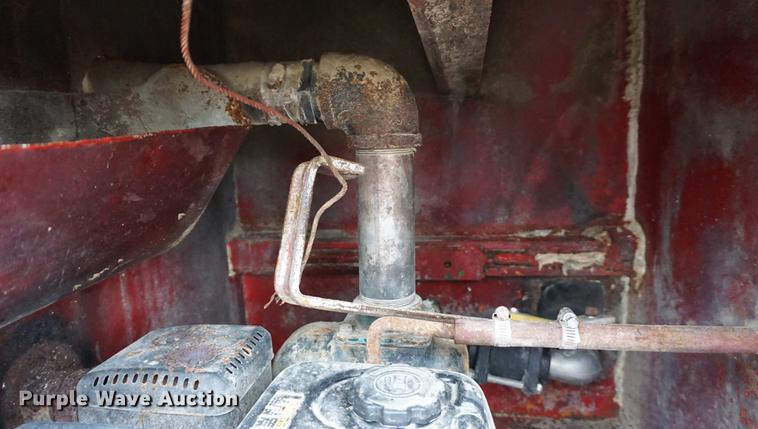 image for item DF1517 1965 Hobbs chemical delivery trailer