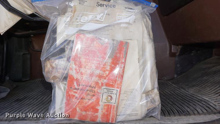 image for item DF1523 1984 Freightliner fertilizer tender truck