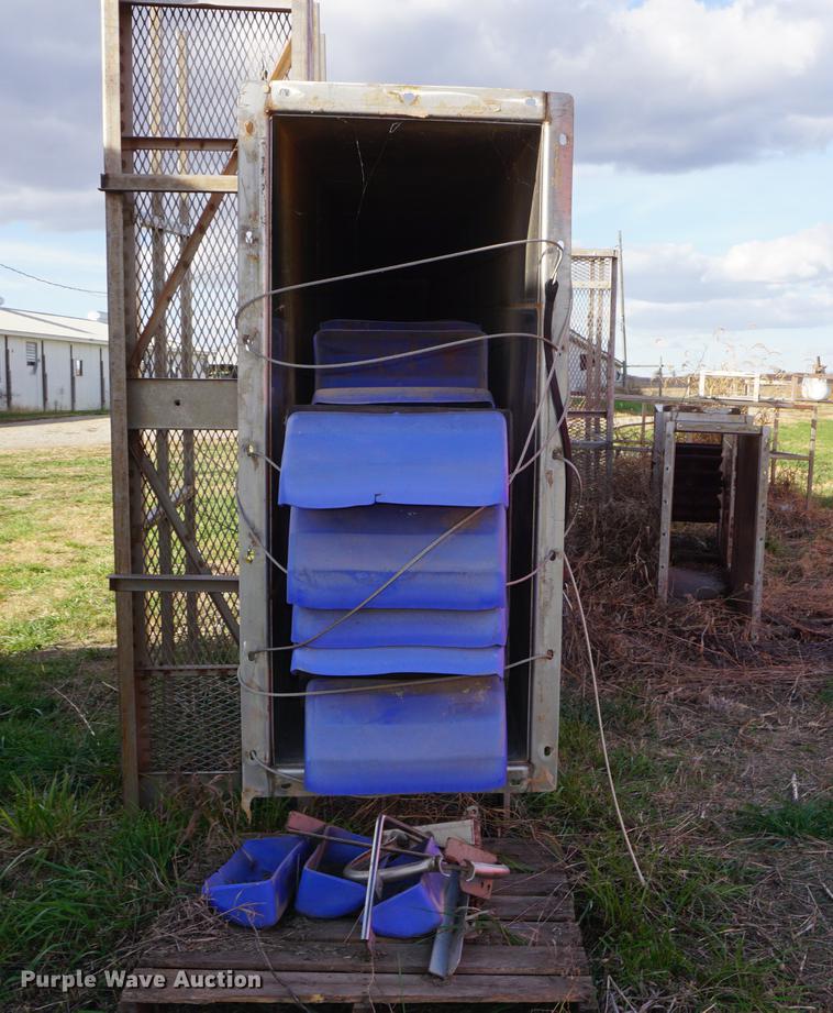 image for item DF1526 2009 Ranco rail unloading bucket elevator