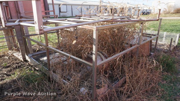 image for item DF1526 2009 Ranco rail unloading bucket elevator