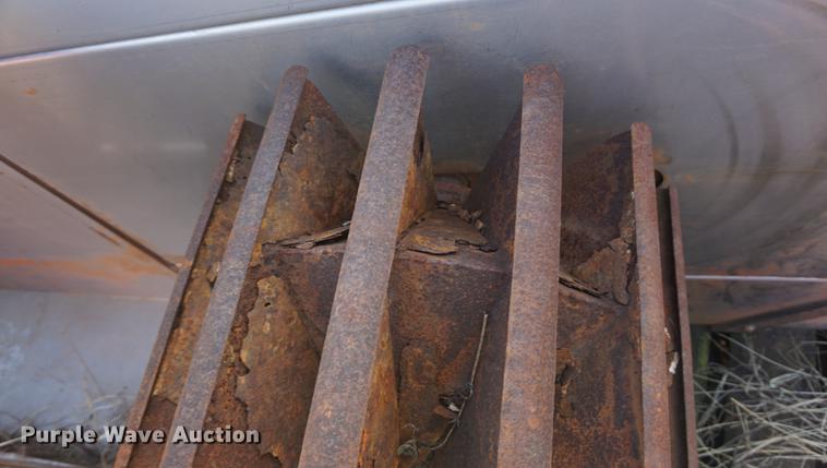 image for item DF1526 2009 Ranco rail unloading bucket elevator