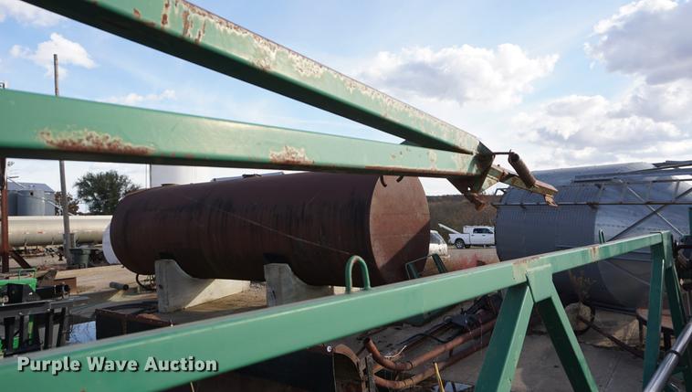 image for item DF1527 1994 Lor-Al sprayer bed