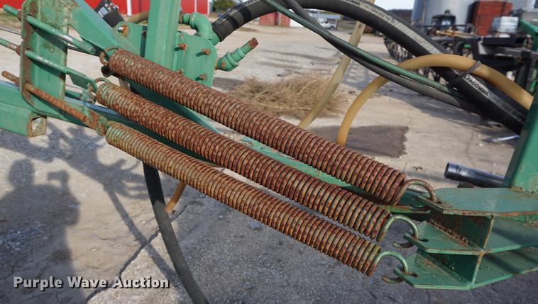 image for item DF1527 1994 Lor-Al sprayer bed