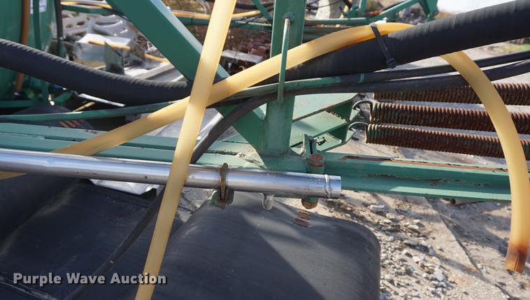 image for item DF1527 1994 Lor-Al sprayer bed