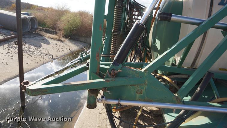 image for item DF1527 1994 Lor-Al sprayer bed