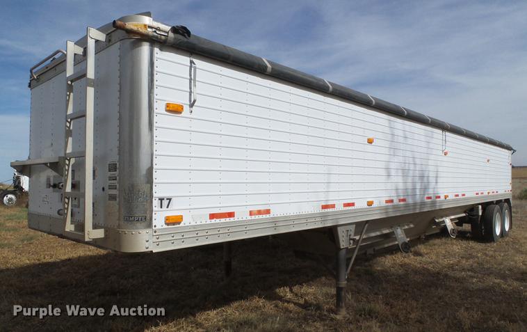image for item DF2822 1999 Timpte Super Hopper grain trailer
