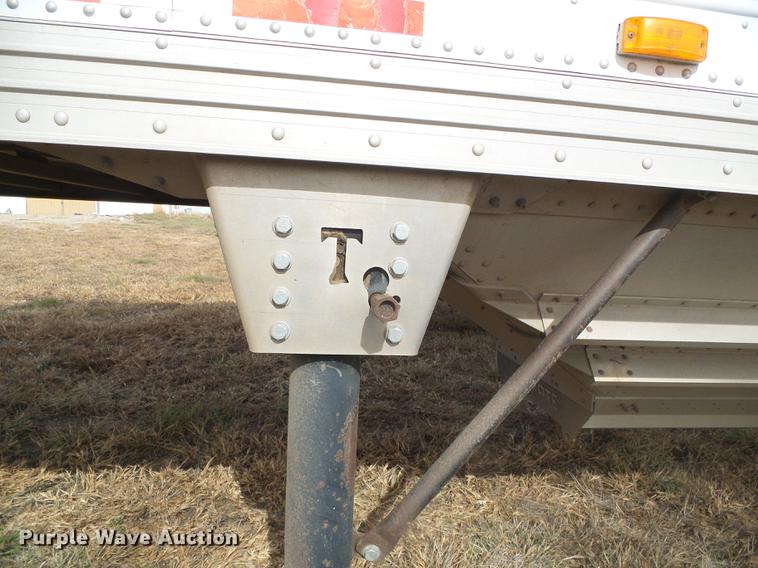 image for item DF2822 1999 Timpte Super Hopper grain trailer