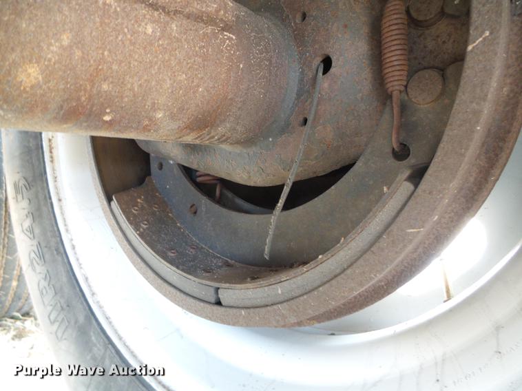 image for item DF2822 1999 Timpte Super Hopper grain trailer