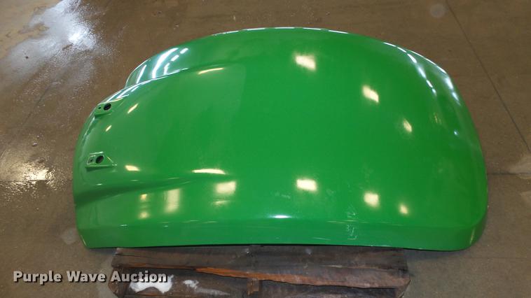 image for item EH9035 John Deere 9560R parts