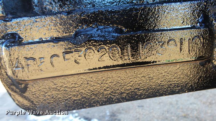 image for item EH9043 2001 PJ Trailers flatbed trailer