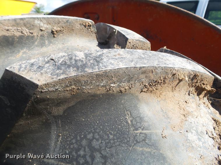 image for item EI9651 1958 International 350 tractor