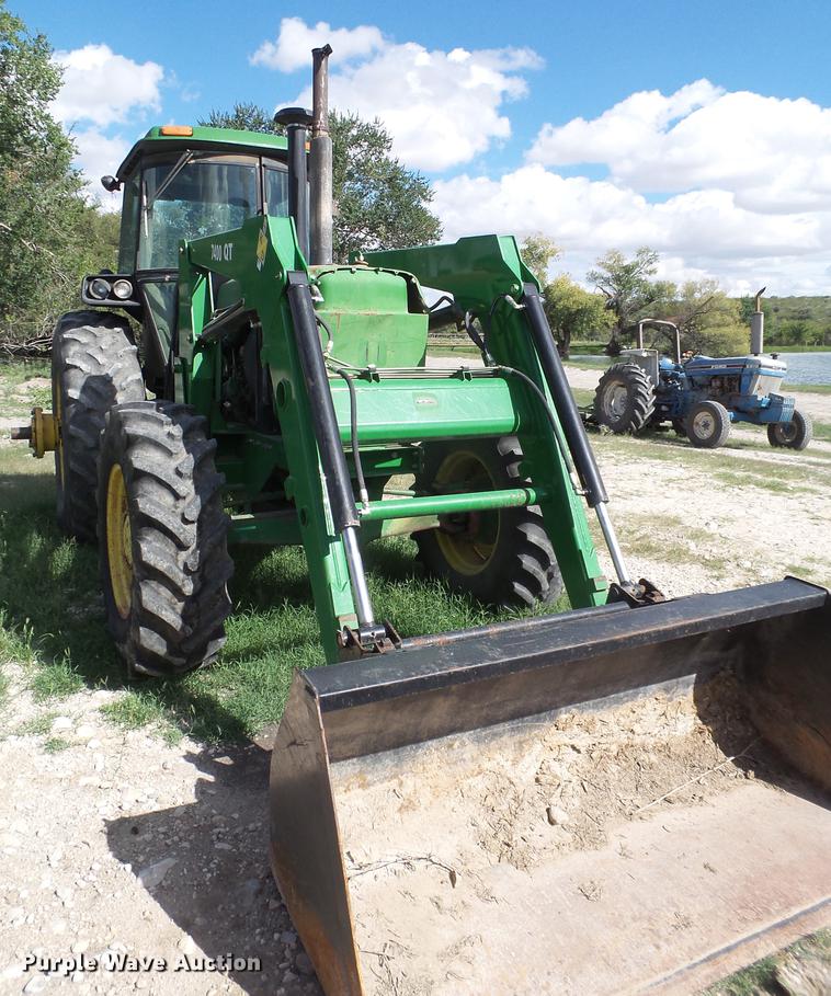 image for item EI9657 1983 John Deere 4450 MFWD tractor