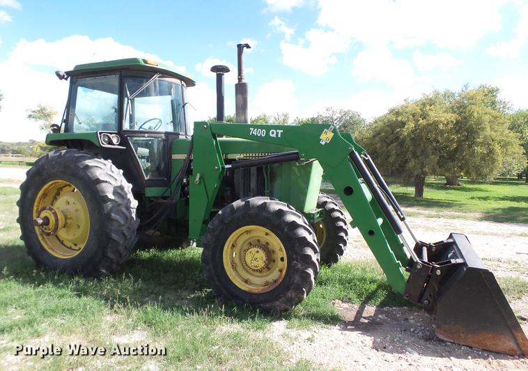 image for item EI9657 1983 John Deere 4450 MFWD tractor
