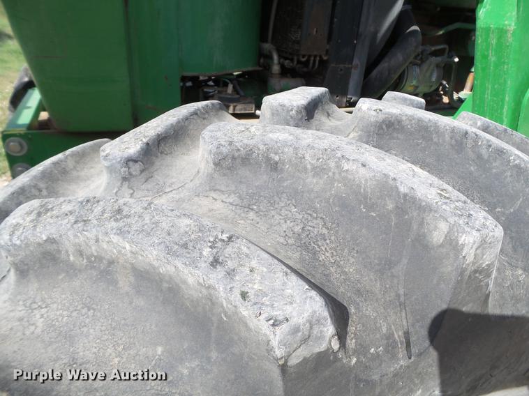 image for item EI9657 1983 John Deere 4450 MFWD tractor