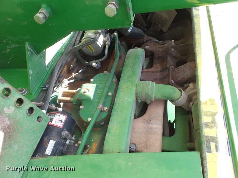 image for item EI9657 1983 John Deere 4450 MFWD tractor