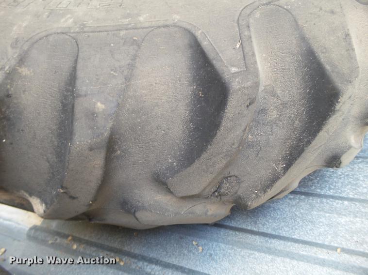 image for item EI9657 1983 John Deere 4450 MFWD tractor