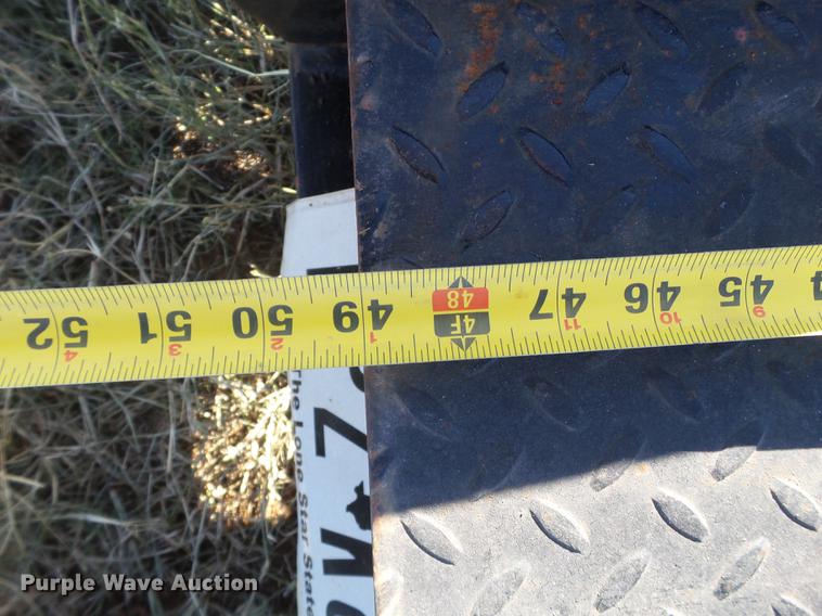 image for item EN9668 2006 XL Specialized 7050 drop deck sprayer trailer