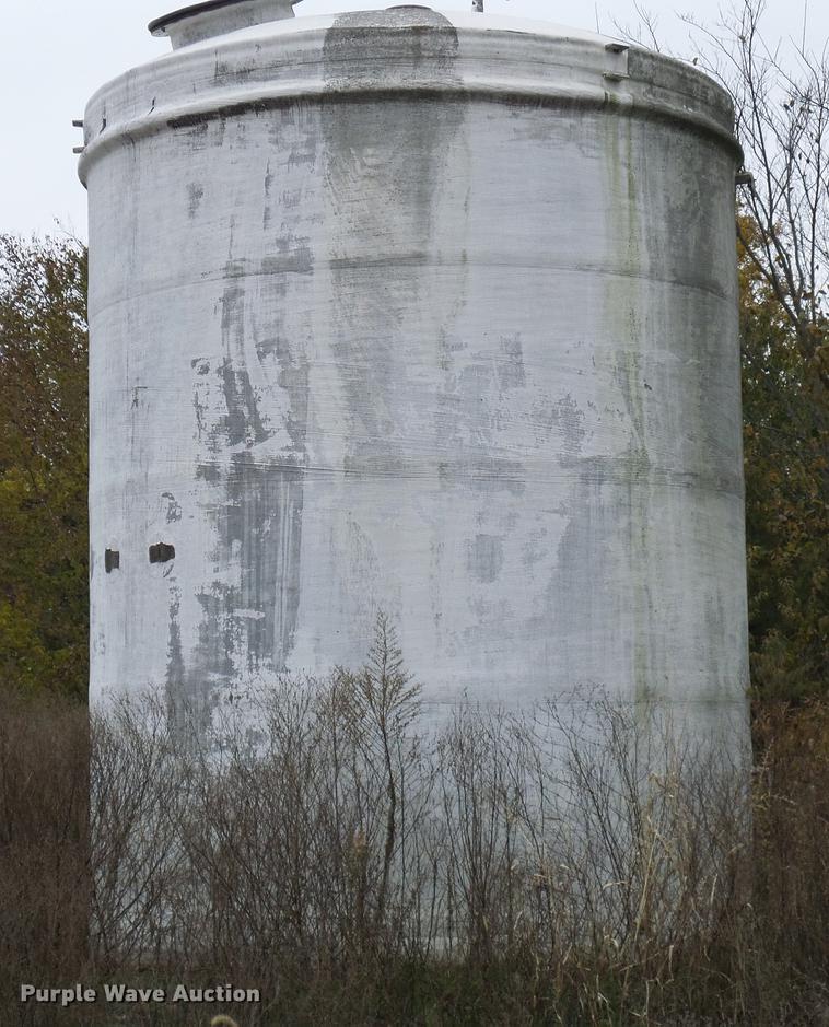 image for item EP9791 Tankinetics Mfg. fiberglass tank