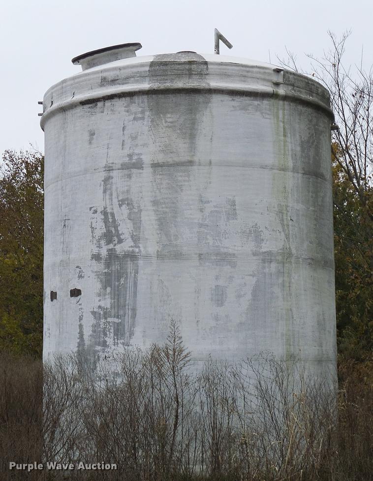 image for item EP9791 Tankinetics Mfg. fiberglass tank