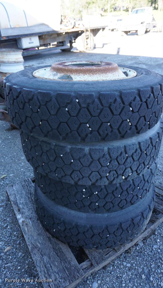 image for item EU9136 Truck parts