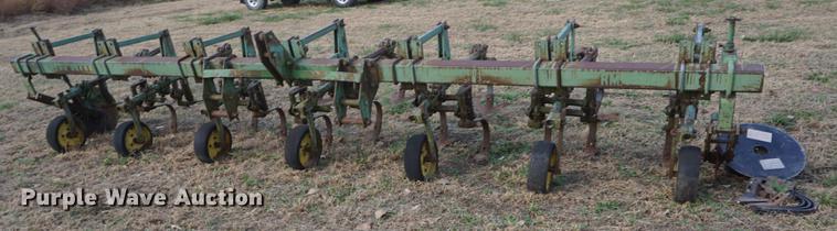 image for item EU9164 John Deere tillage equipment