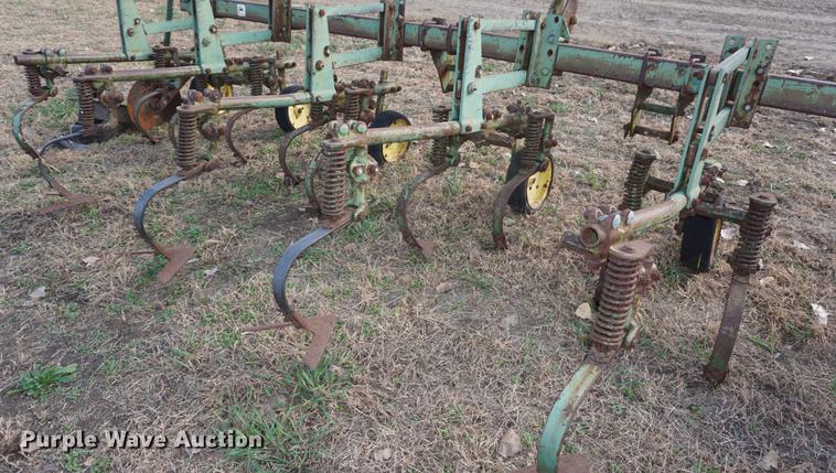 image for item EU9164 John Deere tillage equipment