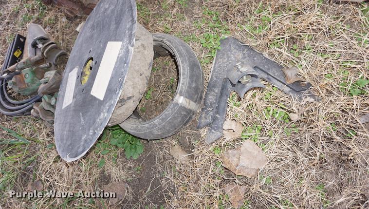 image for item EU9164 John Deere tillage equipment
