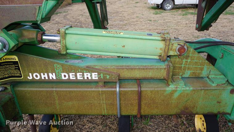 image for item EU9165 1991 John Deere 845 cultivator