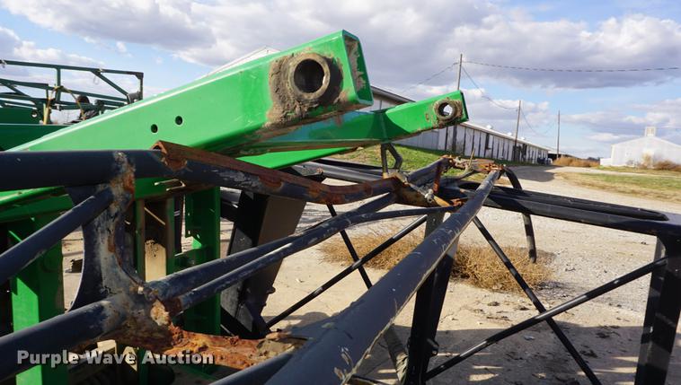 image for item EU9167 John Deere 120" booms