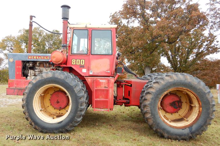 image for item EW9576 1975 Versatile 800 4WD tractor