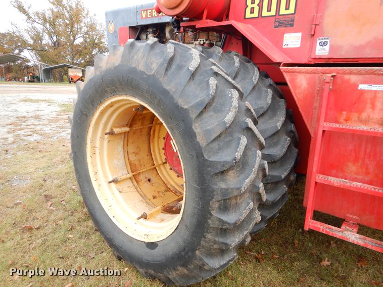 image for item EW9576 1975 Versatile 800 4WD tractor