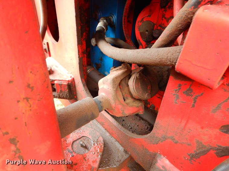 image for item EW9576 1975 Versatile 800 4WD tractor